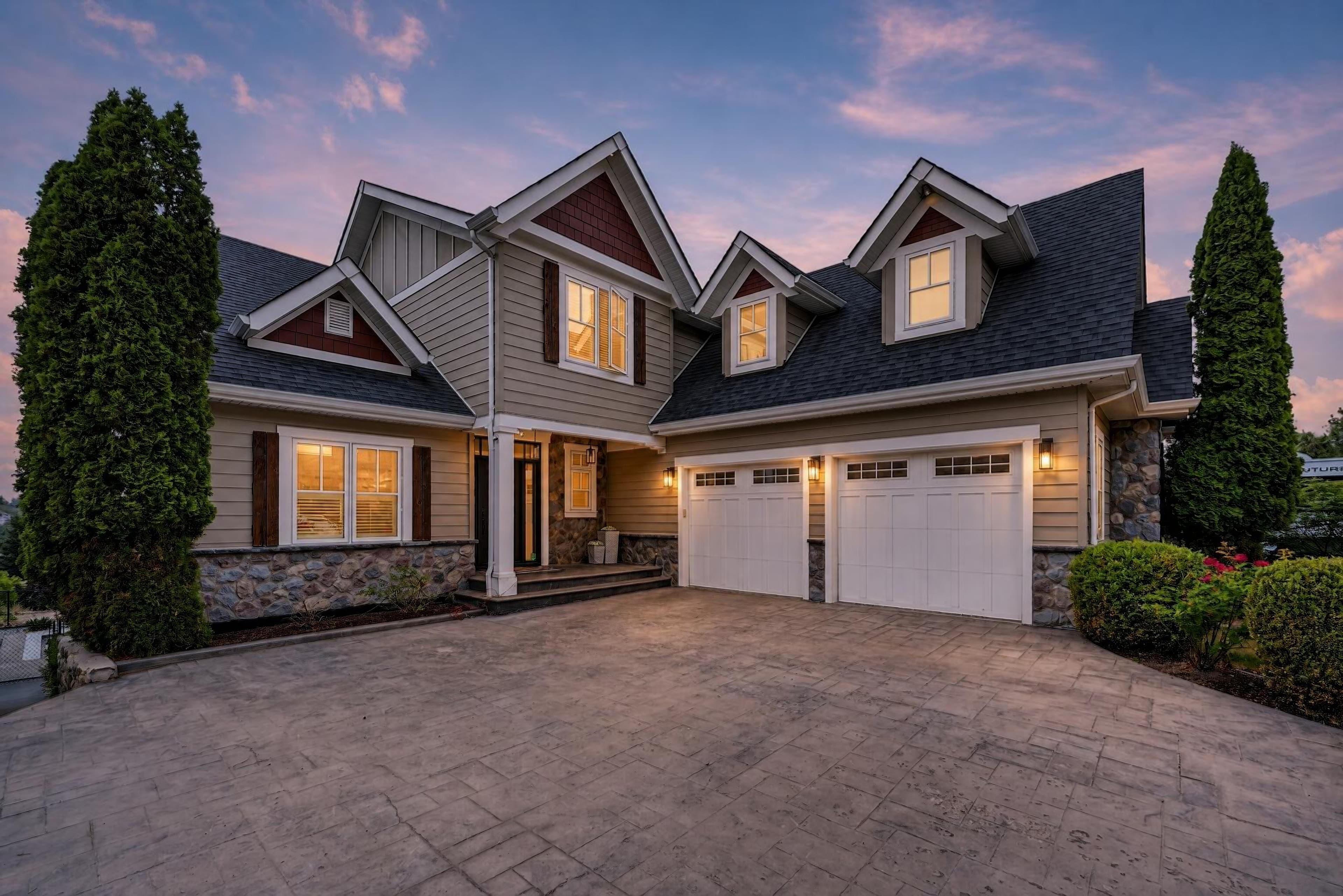 A detached home relit in Quiet Dusk through Relight Spaces